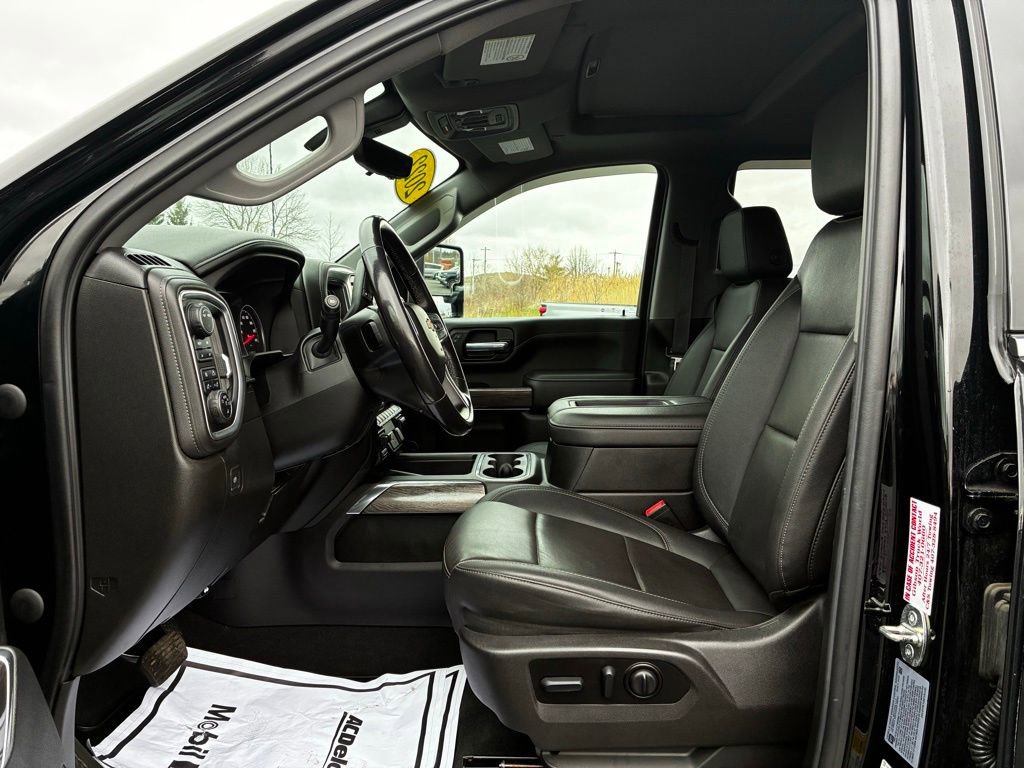 Used 2022 Chevrolet Silverado 2500 LTZ w/ LTZ Premium Package image 21