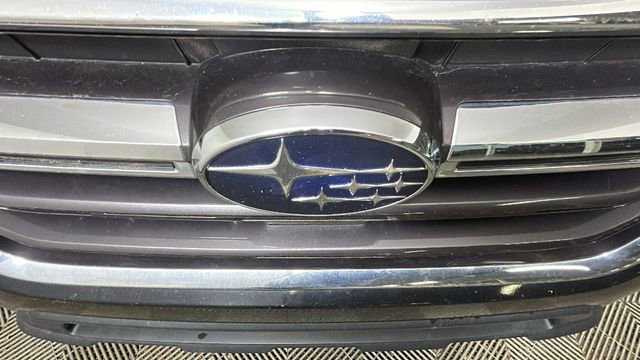 Used 2019 Subaru Outback 3.6R Touring w/ Popular Package #3A AWD/4WD image 9