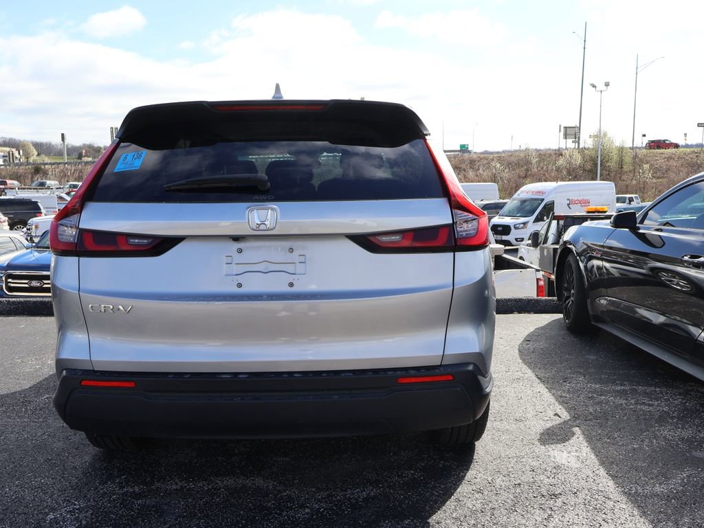 Used 2025 Honda CR-V LX image 16