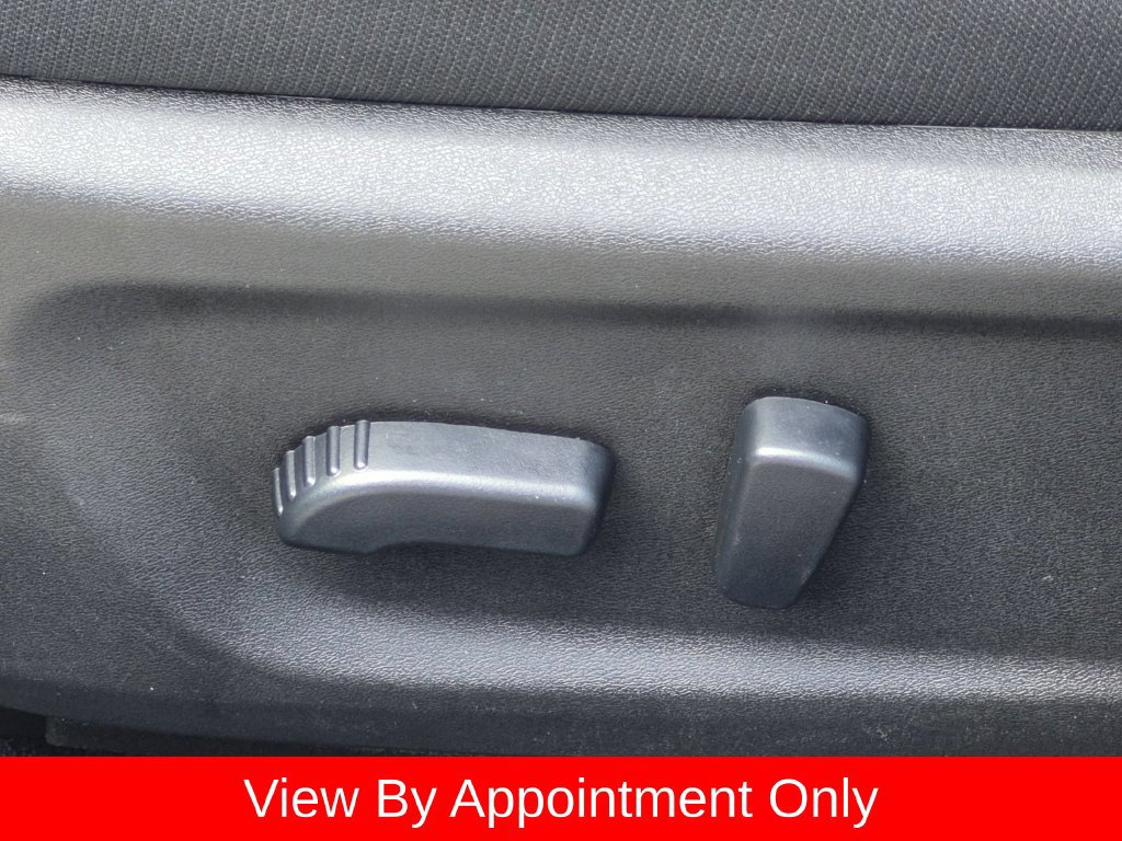 Used 2025 Nissan Altima 2.5 SV FWD image 14