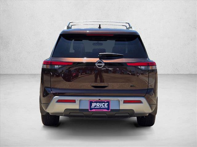 Used 2022 Nissan Pathfinder SL w/ Lighting Package (N92) FWD image 6