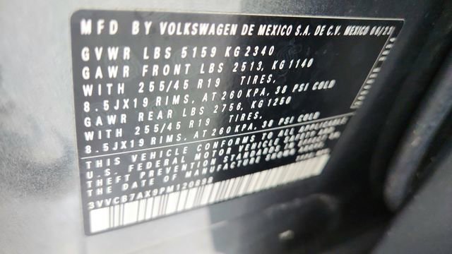 Used 2023 Volkswagen Tiguan SE R-Line image 62