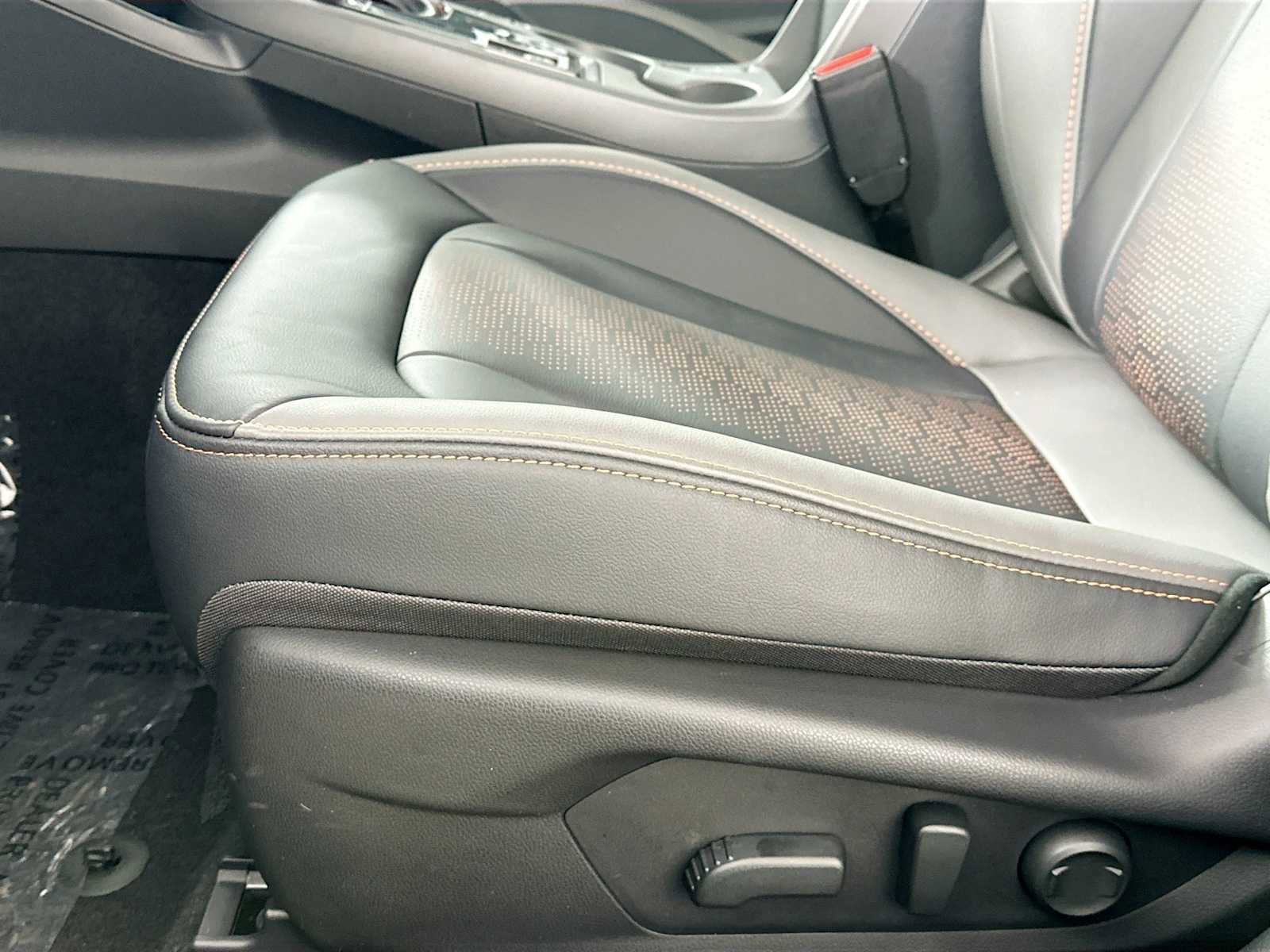 Certified 2025 Subaru Crosstrek 2.5i Limited w/ Popular Package #3A image 17