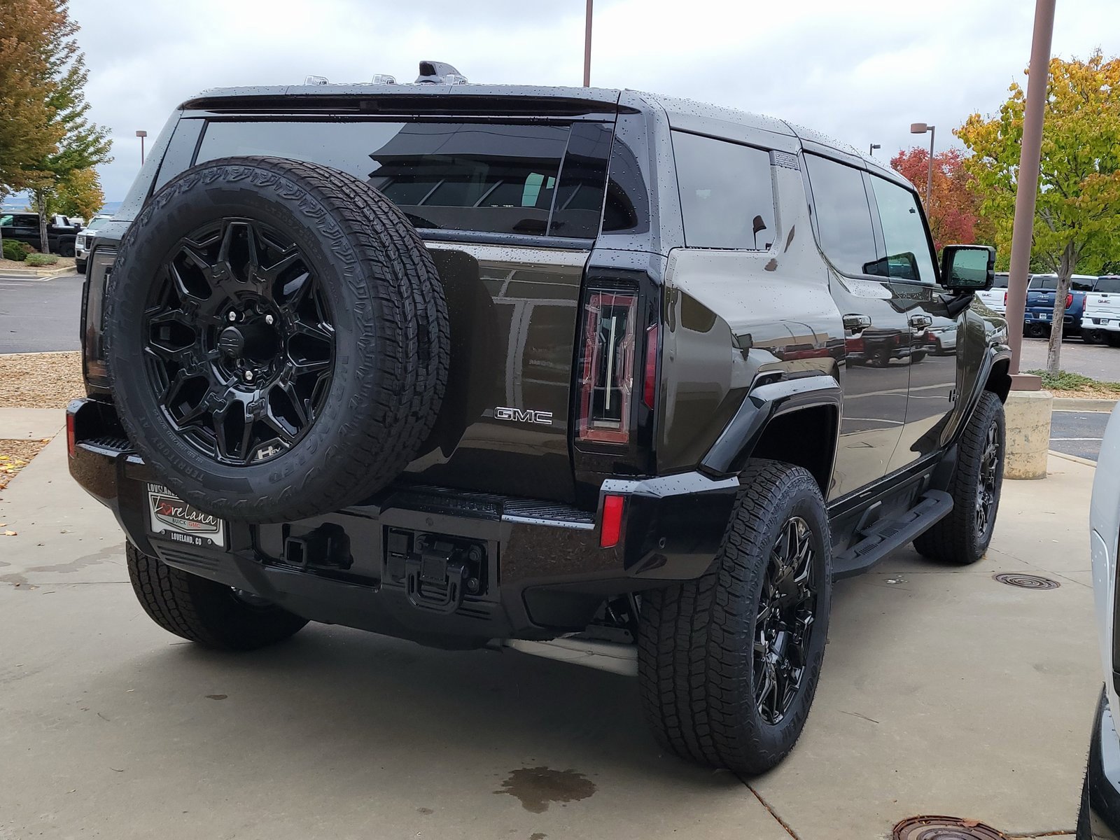 New 2026 GMC Hummer EV SUV image 2
