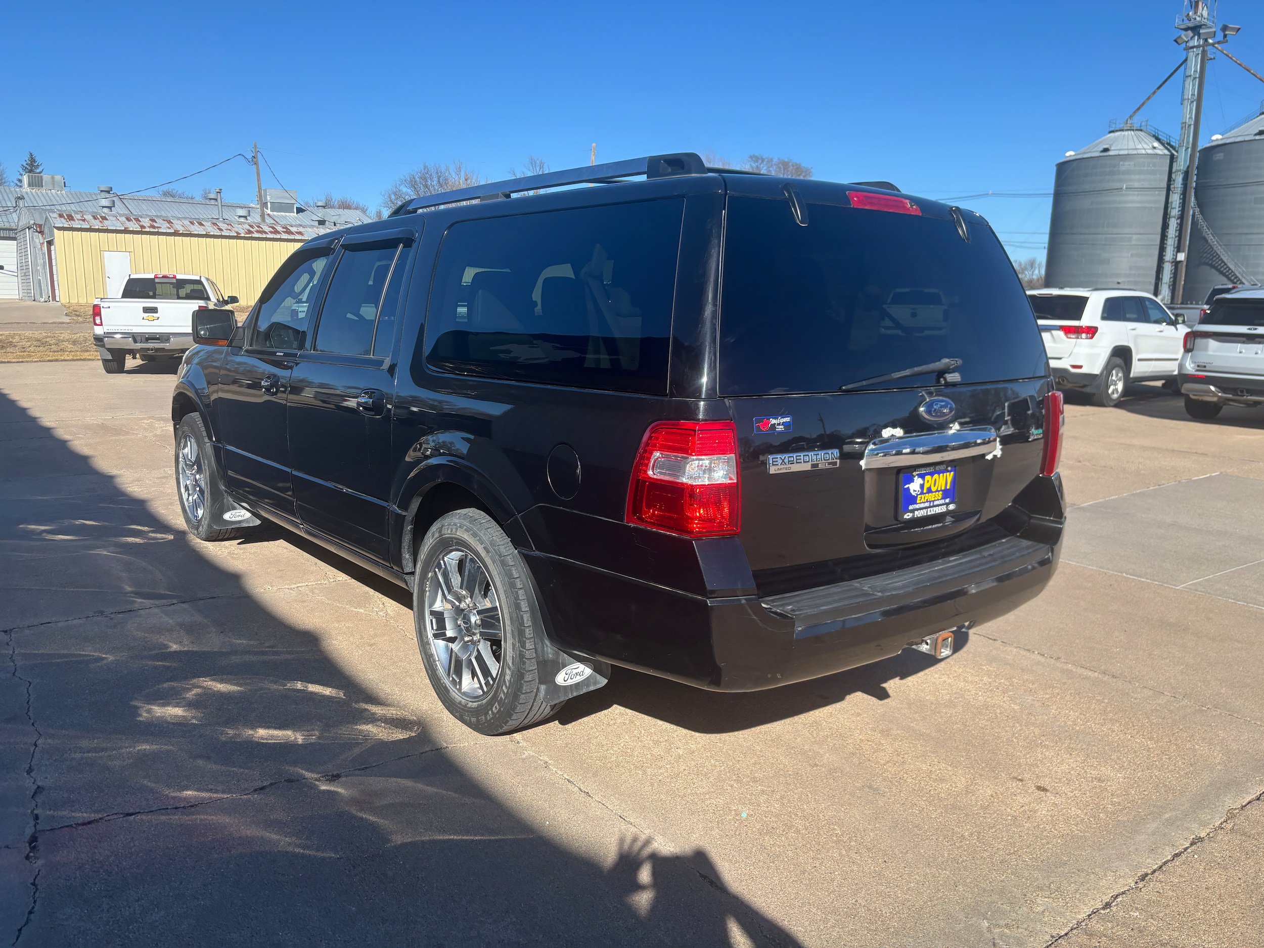 Used 2010 Ford Expedition EL Limited AWD/4WD image 6