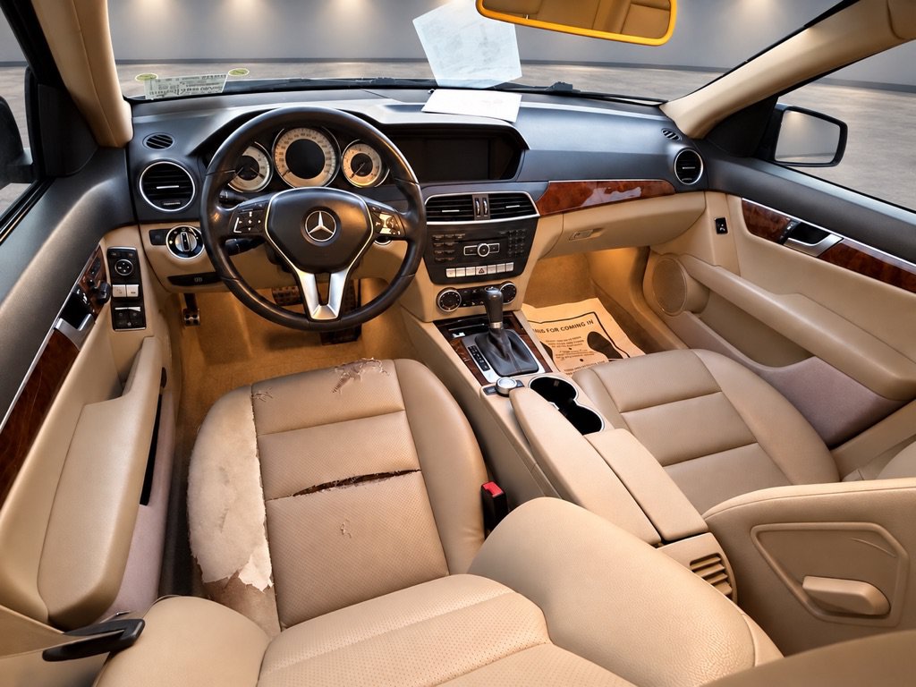 Used 2012 Mercedes-Benz C 300 4MATIC Sedan image 19