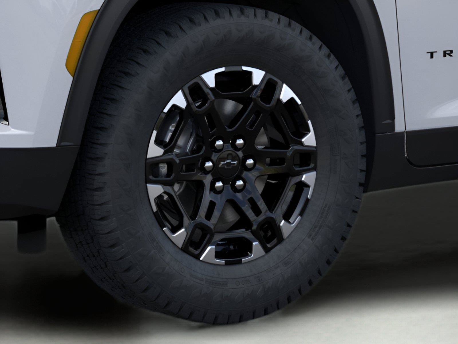 New 2027 Chevrolet Traverse Z71 w/ LPO, Floor Liner Package AWD/4WD image 17