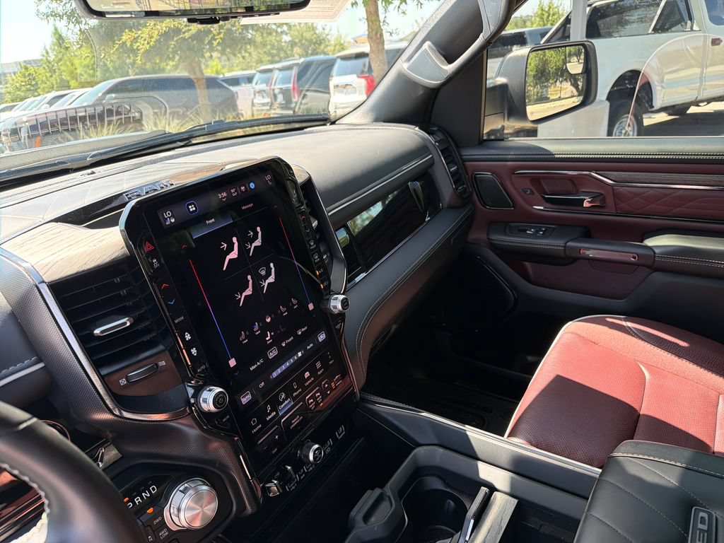 Used 2025 RAM 1500 Limited AWD/4WD image 27