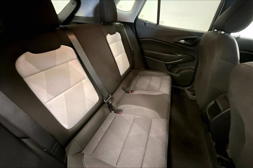 Used 2024 Chevrolet Trax LS FWD image 23