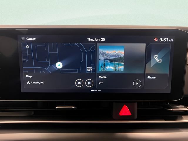 Used 2026 Kia Carnival FWD image 23