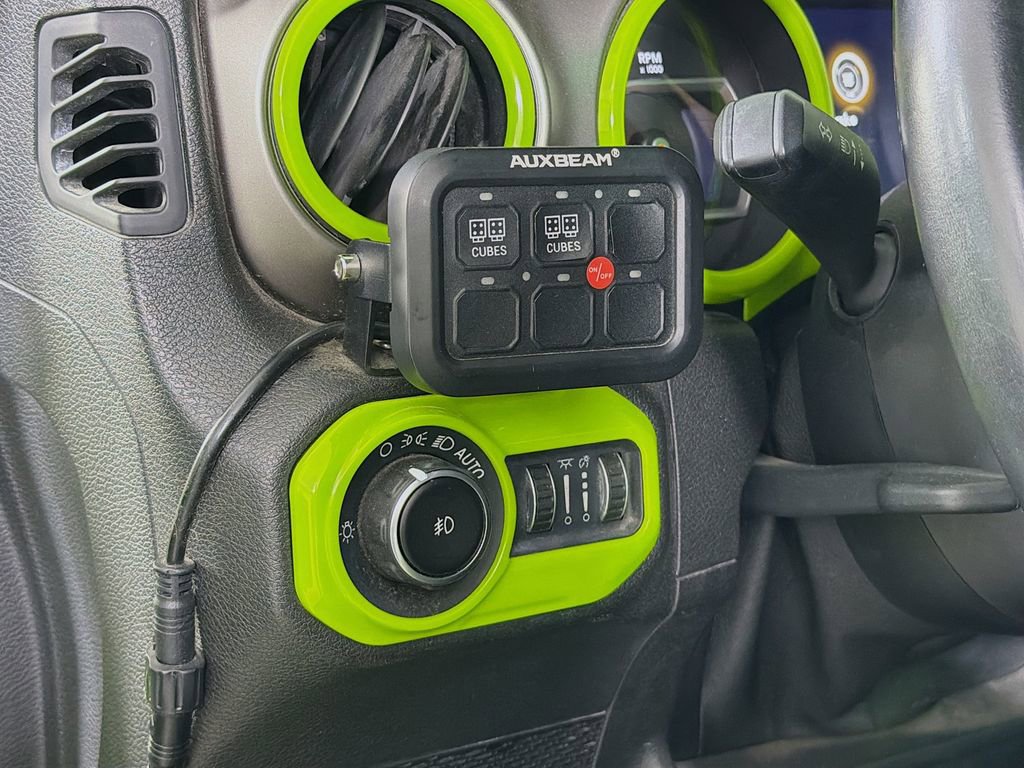 Used 2018 Jeep Wrangler Sport S image 12