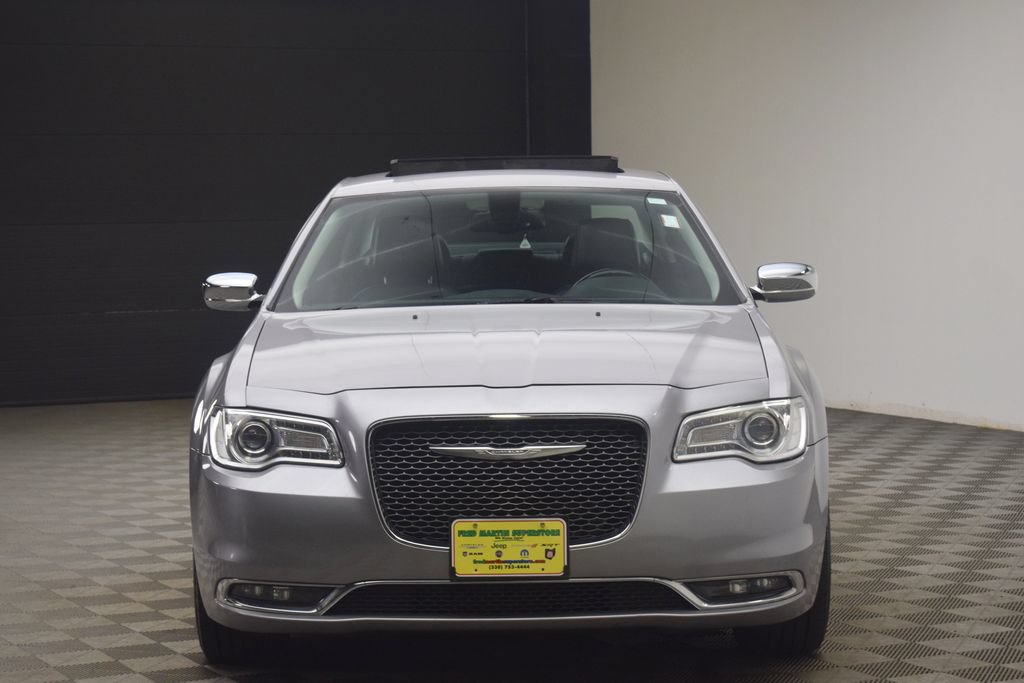 Used 2016 Chrysler 300 C AWD/4WD image 18
