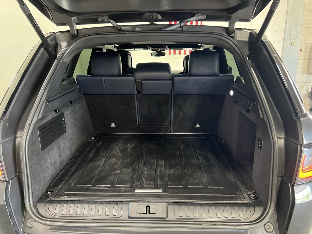 Used 2018 Land Rover Range Rover Sport HSE Dynamic image 19