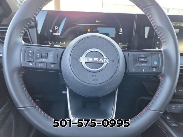 Used 2025 Nissan Kicks SR FWD image 29