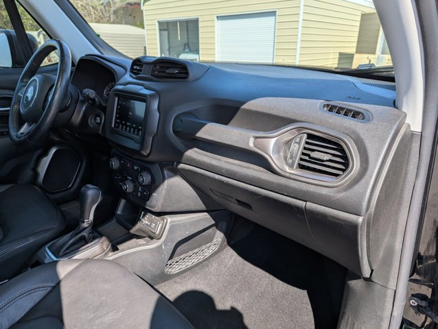 Used 2020 Jeep Renegade Limited image 26