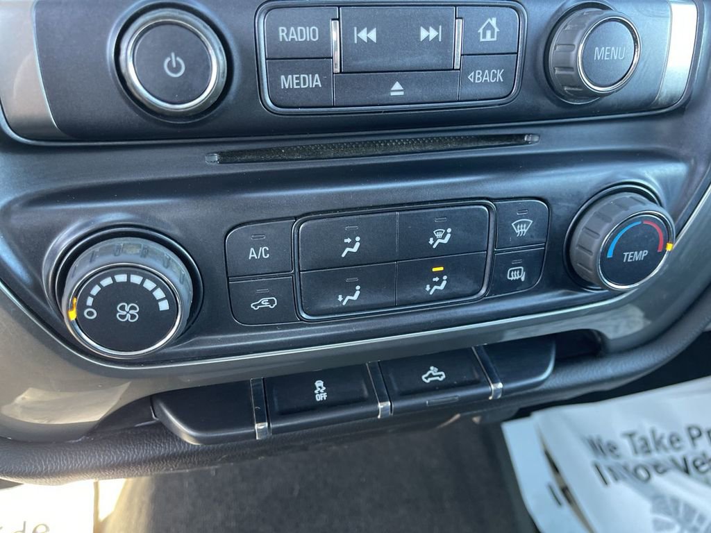 Used 2018 Chevrolet Silverado 1500 LT AWD/4WD image 18
