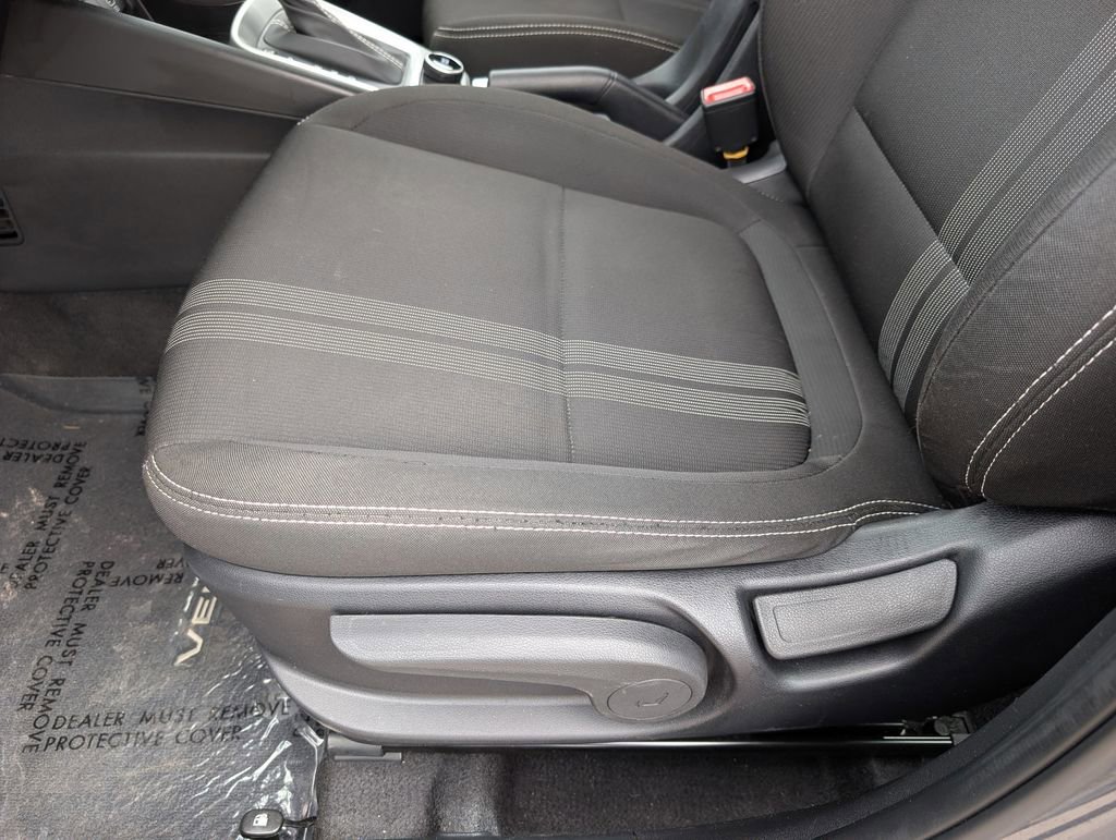 Used 2024 Hyundai Venue SEL image 15