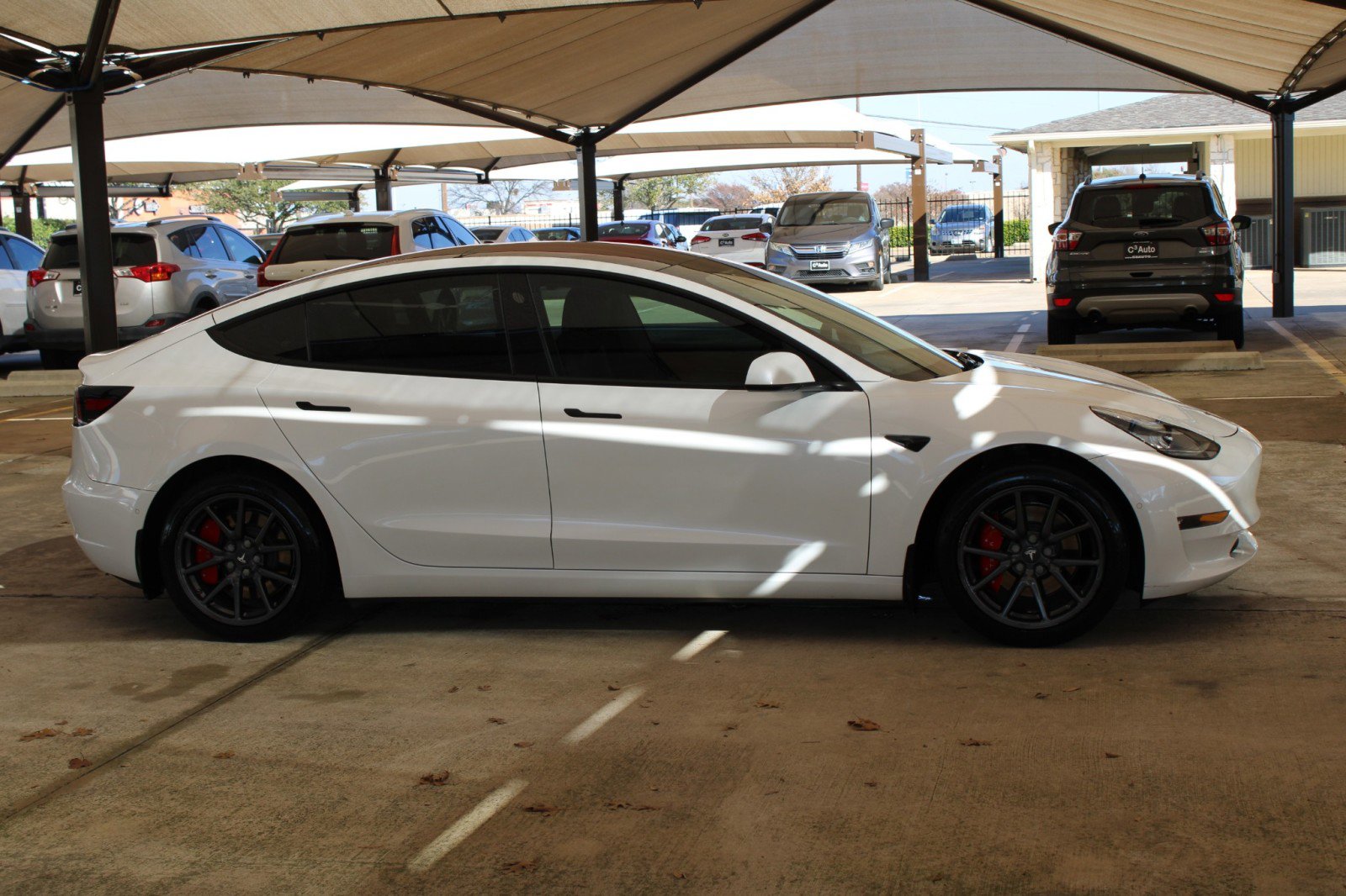 Used 2018 Tesla Model 3 Long Range image 13