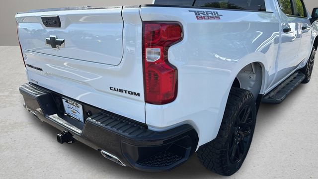 Used 2024 Chevrolet Silverado 1500 Custom Trail Boss w/ LPO, Dark Essentials Package image 37