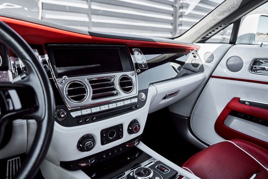 Used 2020 Rolls-Royce Wraith RWD image 55