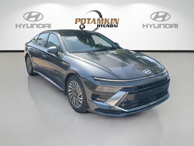 New 2026 Hyundai Sonata SEL FWD image 3