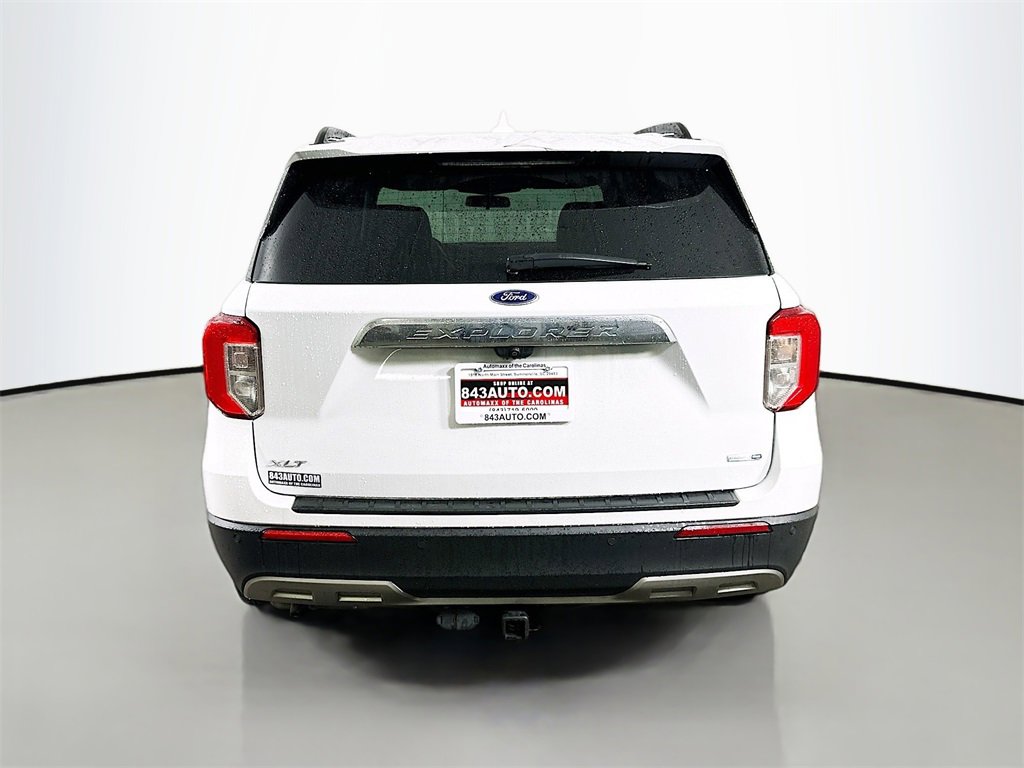 Used 2020 Ford Explorer XLT w/ Equipment Group 202A image 6