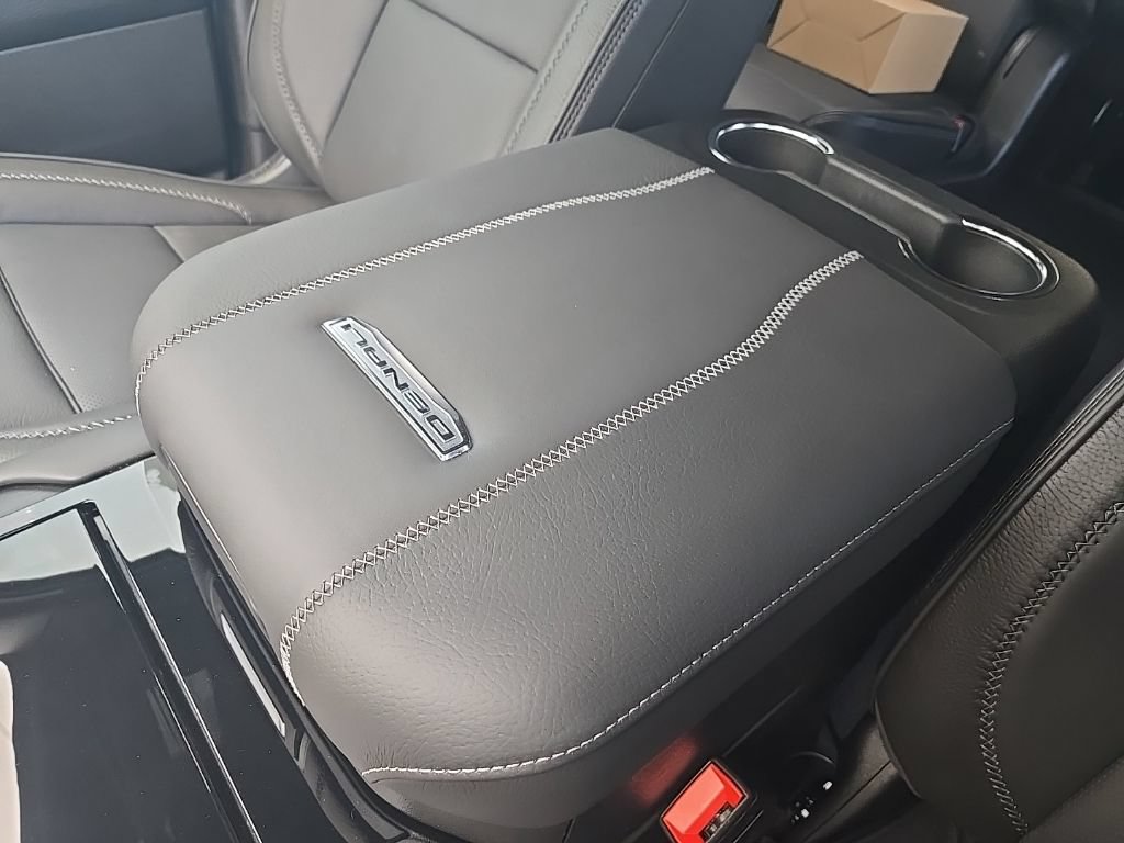 New 2026 GMC Yukon XL Denali w/ Denali Reserve Package AWD/4WD image 26