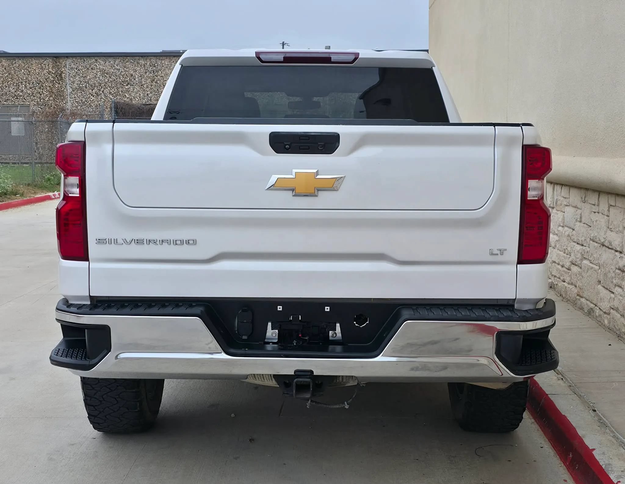 Used 2022 Chevrolet Silverado 1500 LT w/ Texas Edition Plus AWD/4WD image 4