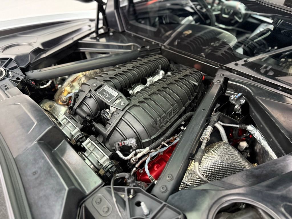 Used 2024 Chevrolet Corvette Z06 w/ Z07 Performance Package image 36