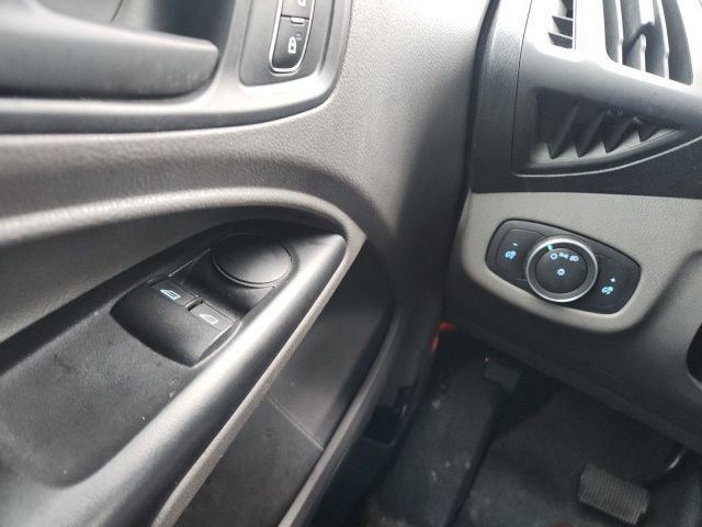 Used 2019 Ford Transit Connect XL image 19