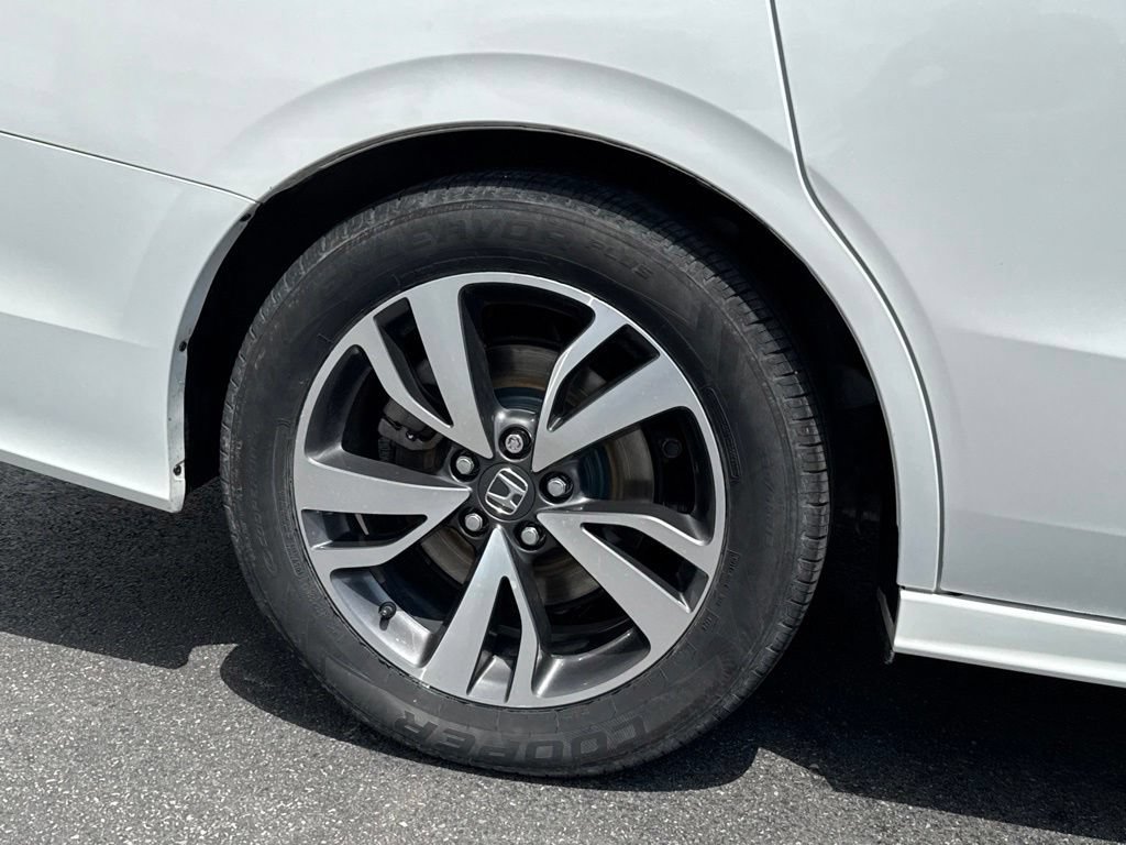 Used 2022 Honda Odyssey Touring image 9