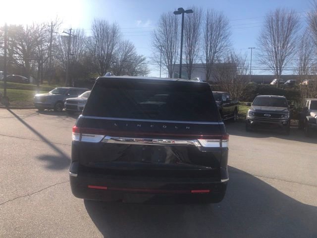 Used 2022 Lincoln Navigator L Reserve image 4