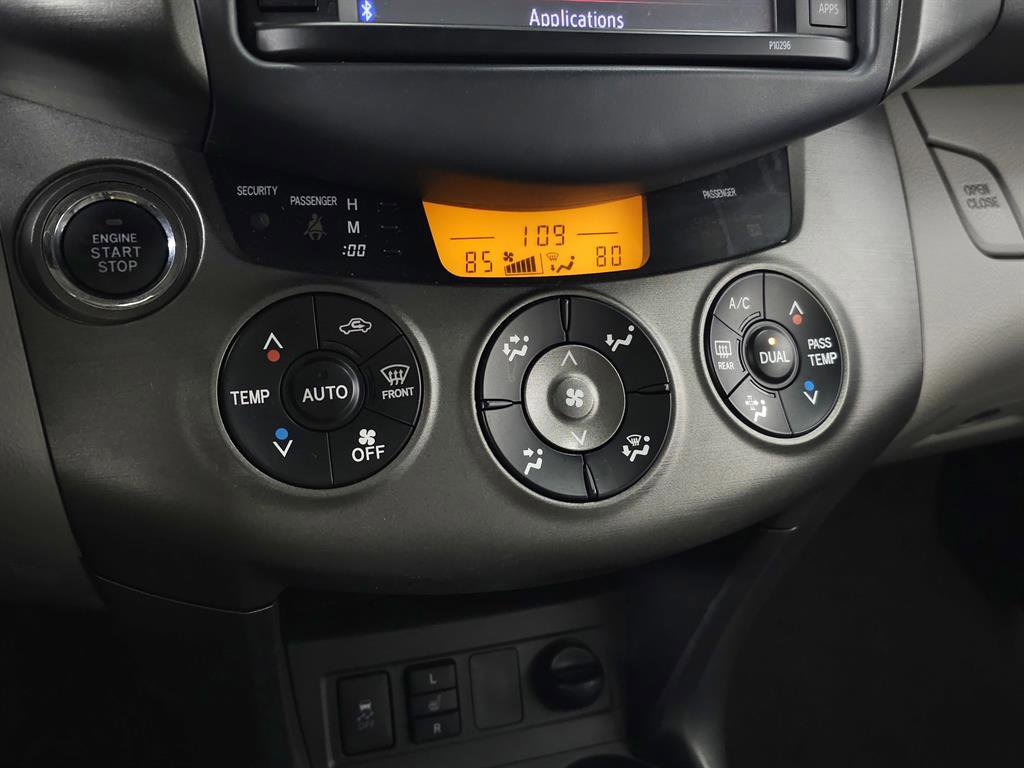 Used 2012 Toyota RAV4 Limited image 22