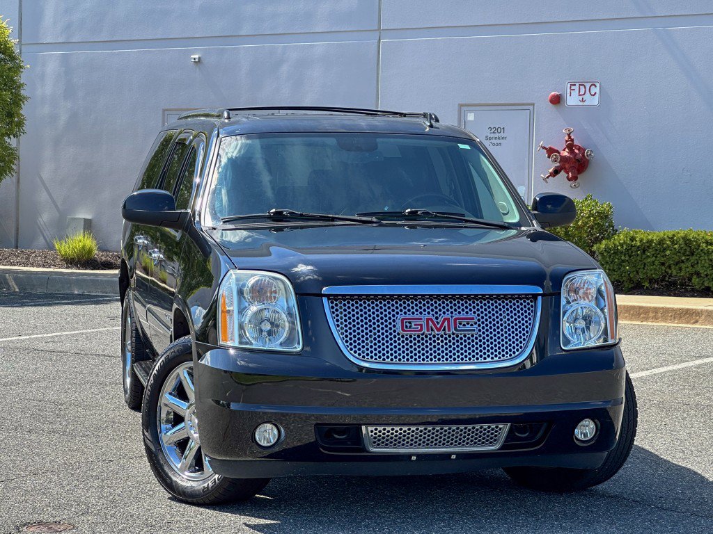 Used 2013 GMC Yukon XL Denali AWD/4WD image 5