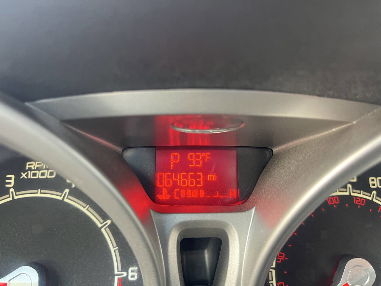 Used 2013 Ford Fiesta SE image 26