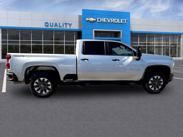 Certified 2022 Chevrolet Silverado 2500 Custom w/ Custom Value Package AWD/4WD image 8