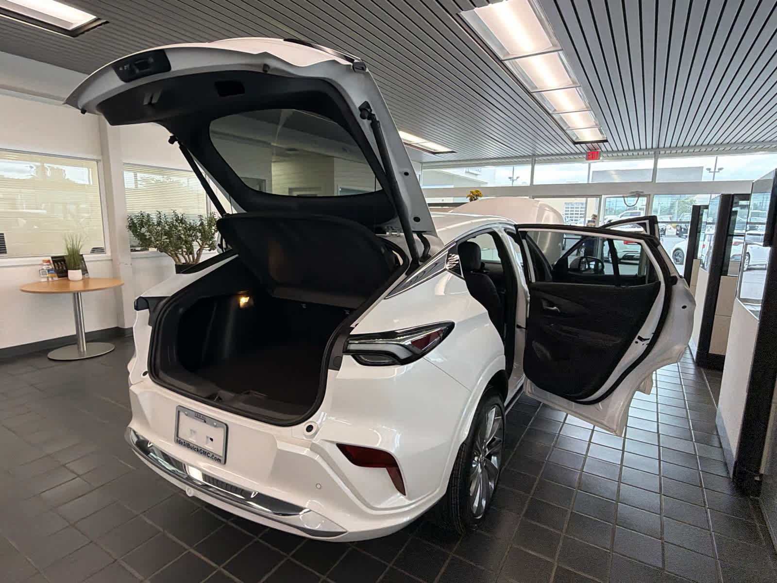 New 2026 Buick Envista Avenir FWD image 21