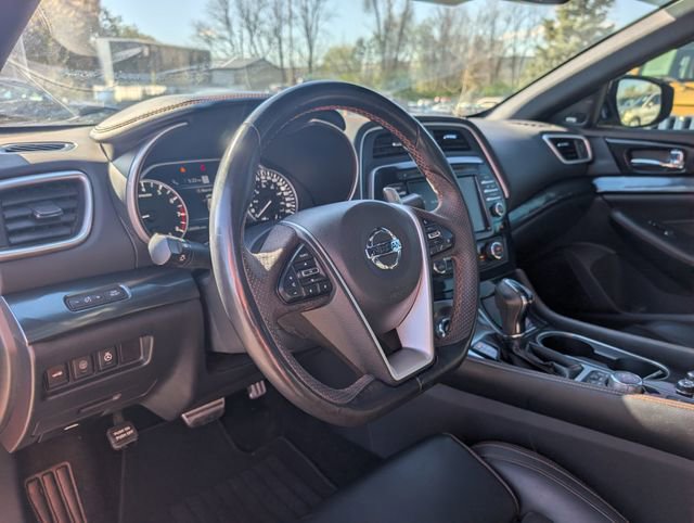 Used 2019 Nissan Maxima Platinum image 8