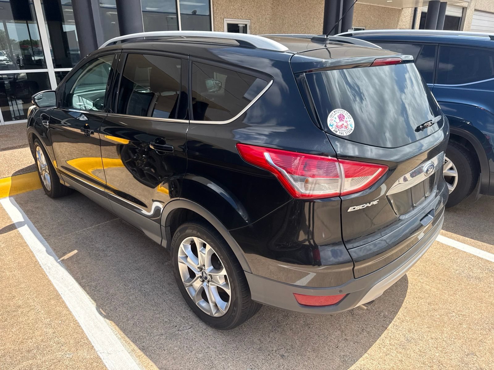 Used 2015 Ford Escape Titanium FWD image 2