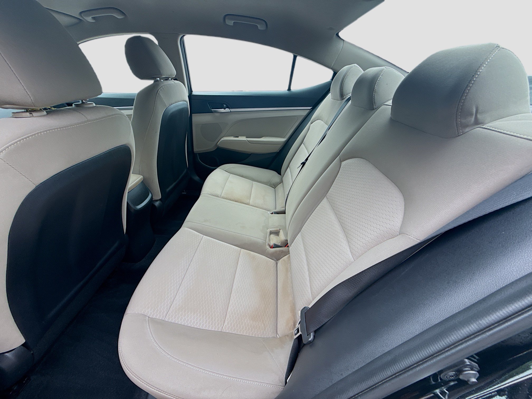 Used 2020 Hyundai Elantra SE FWD image 20