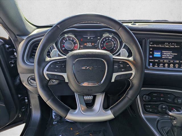 Used 2015 Dodge Challenger SRT RWD image 13