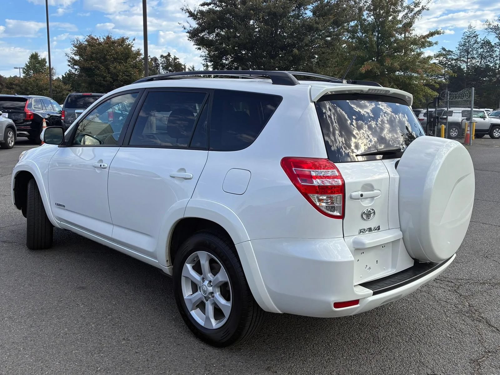 Used 2012 Toyota RAV4 Limited w/ Premium Plus Value Pkg AWD/4WD image 6
