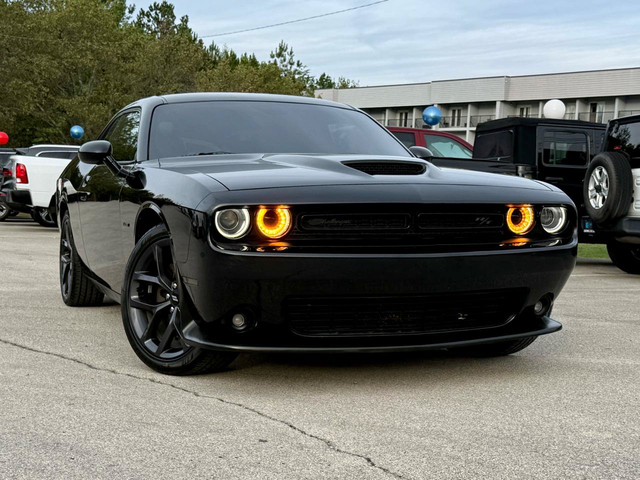 Used 2019 Dodge Challenger R/T RWD image 24