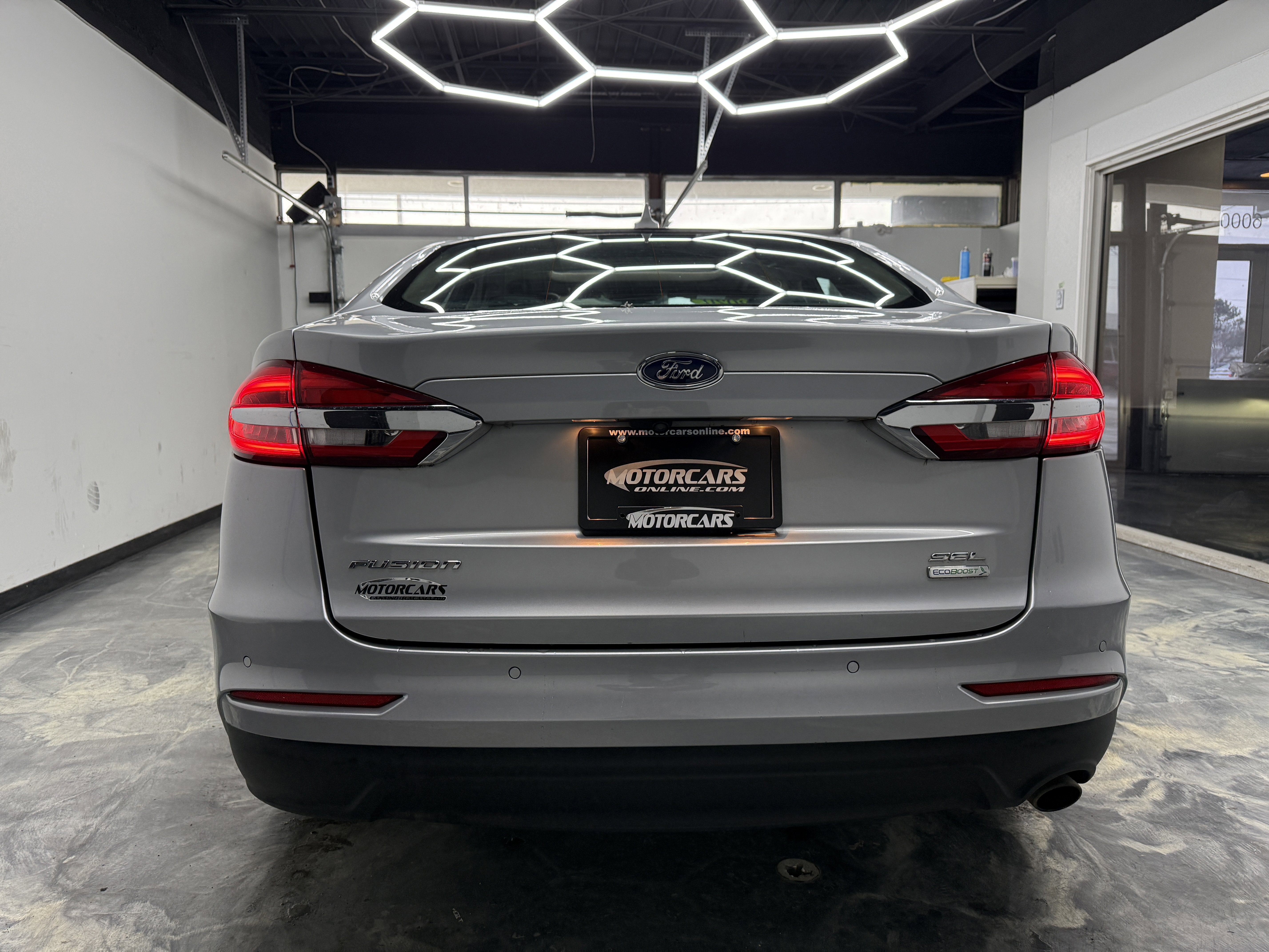 Used 2020 Ford Fusion SEL image 4
