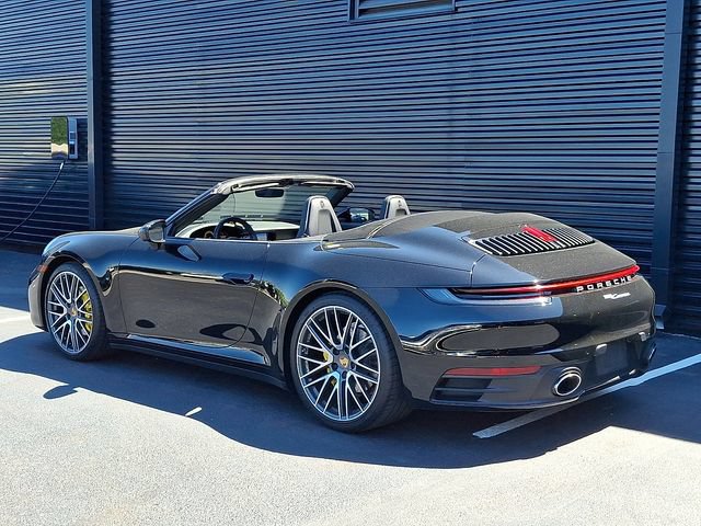 Certified 2024 Porsche 911 Carrera RWD image 3