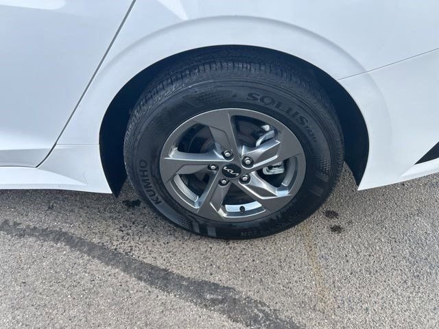 Used 2023 Kia K5 LXS FWD image 41