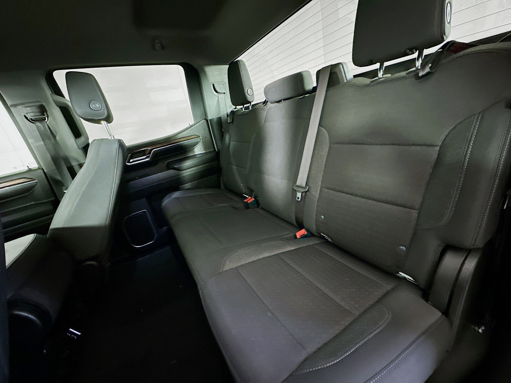 Used 2024 Chevrolet Silverado 1500 LT image 25