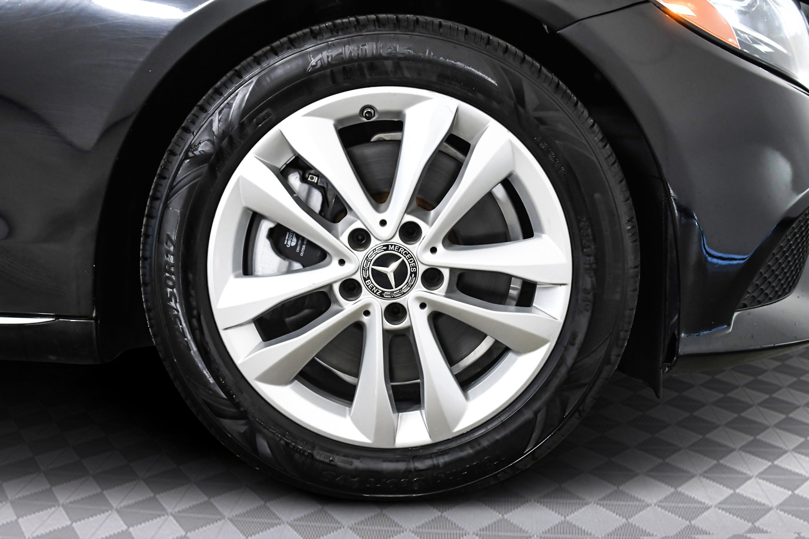 Used 2020 Mercedes-Benz C 300 Sedan image 29