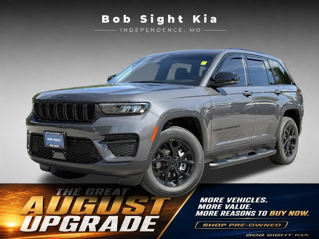 Used 2025 Jeep Grand Cherokee Altitude