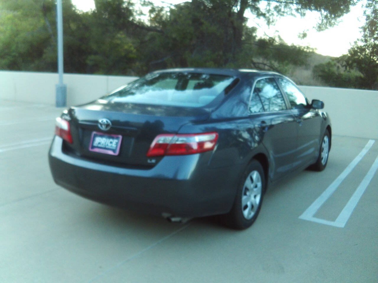 Used 2008 Toyota Camry LE FWD image 7